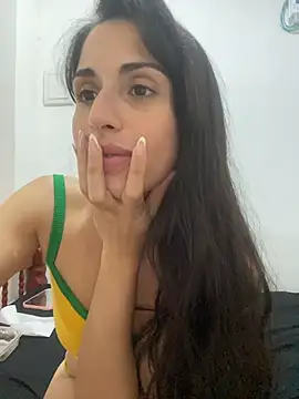 Chat +18 de sweetwanda ao vivo
