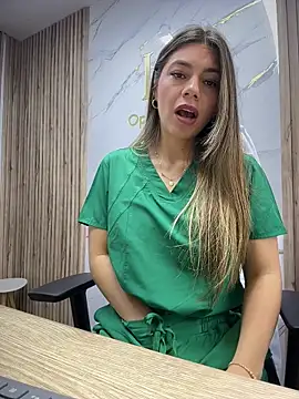 alicee16 Webcam Show