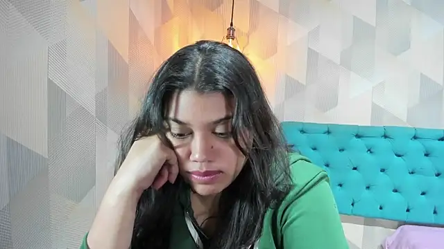 LindaBreeS Chat XXX in diretta