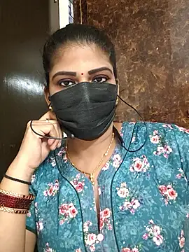 soundharya_tamil Chat XXX in diretta