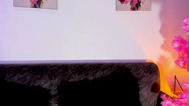SagiraBelle Chat XXX live