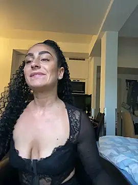 CurlyRouge Live XXX-chat
