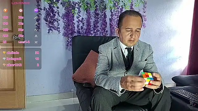دردشة GreisyAndHazzan الجنسية المباشرة