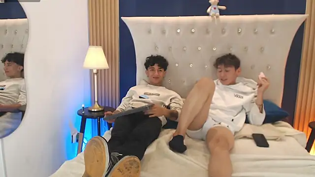 Aiden_Rivers_ 现场XXX聊天