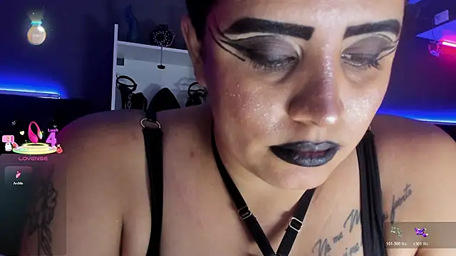 MariaGaitan 现场XXX聊天