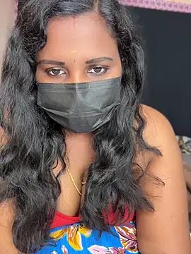 tamil_chn_cbe Adlı Modelin Canlı XXX Sohbeti