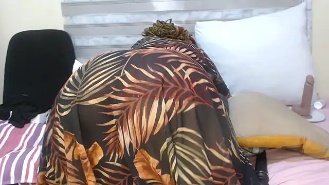 Chat +18 de Foxybrownxx1 ao vivo