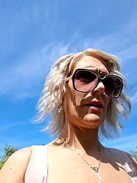Chatroom XXX en direct de BeautifulMeFire23