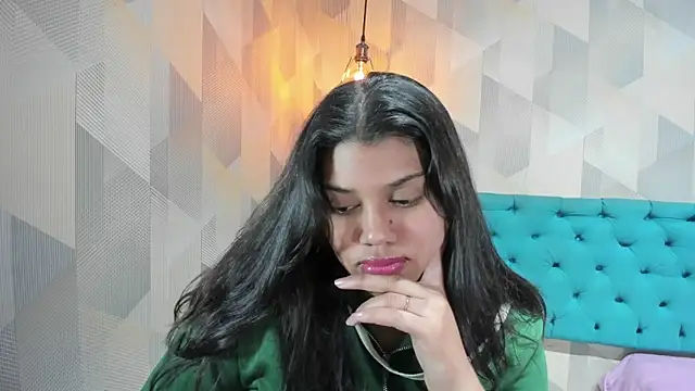 LindaBreeSn Live XXX chat