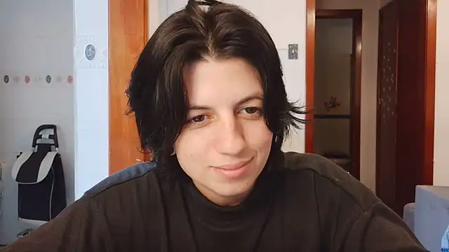 Chat +18 de kyslrana ao vivo