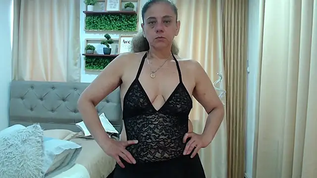 Chatroom XXX en direct de sasi_luna