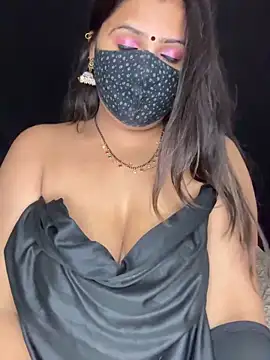 TwinkleBhabhi Adlı Modelin Web Kamerası Şovu