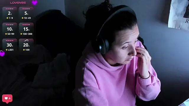 bonnie_moon_'s Live XXX Chat