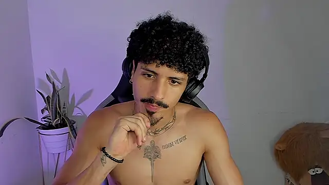 Lukeetaylor Chat XXX live
