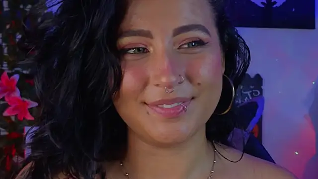 Pauilina: онлайн-секс-чат