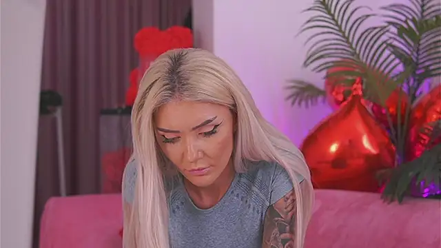XXX chat uživo modela fallingangel