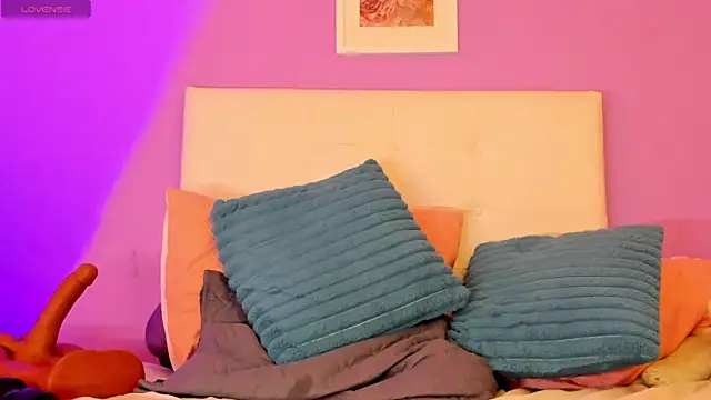 Charlotte11-11 Chat XXX live