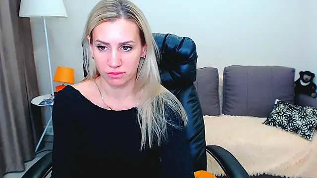 Polina-Ray Chat XXX live