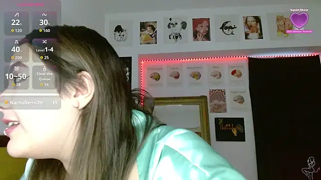 Nova-Satela live XXX chat