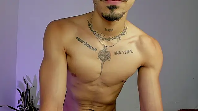 Онлайн чат XXX Lukeetaylor
