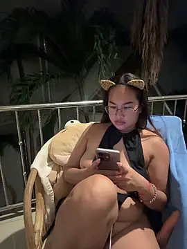 Ponthip 라이브 XXX 채팅