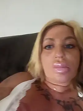 Chat XXX Live MiaMooly