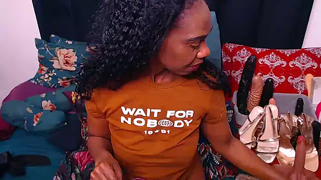 sexybootyliciousのライブXXXチャット