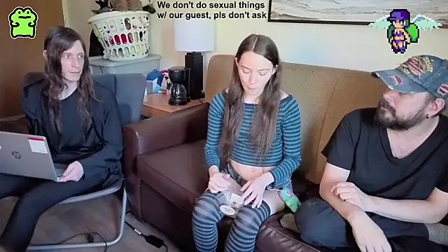 manicpixiedreamfrog's Live XXX Chat