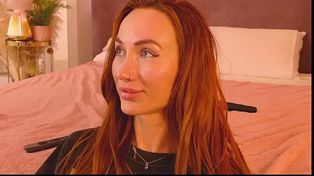 Živý XXX chat SerenaWest_