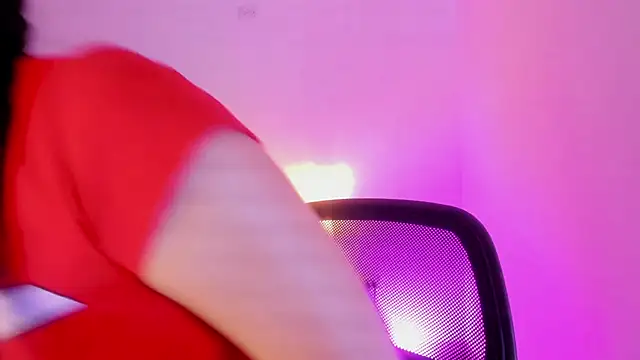 צ'אט XXX בשידור חי של SalomeFire