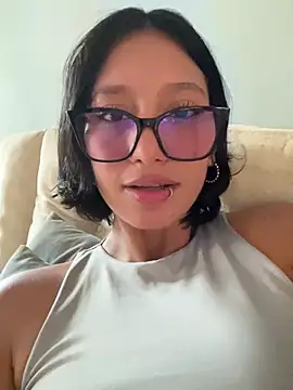 แชท XXX สดของ yazmin_rouse_