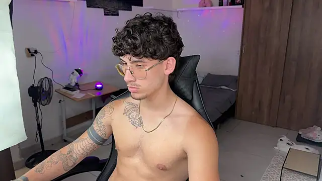 Chat XXX Live Kisan_Smith