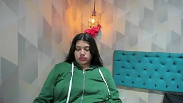 LindaBreeS XXX чат на живо