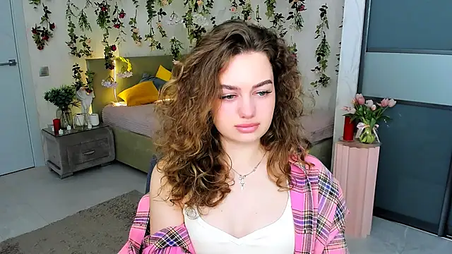 Chatroom XXX en direct de MiracleCurly