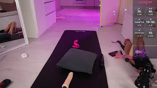 Rosyfay Chat XXX live