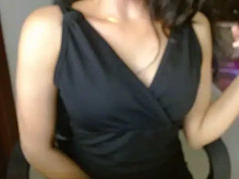 Your_lust143 Adlı Modelin Canlı XXX Sohbeti