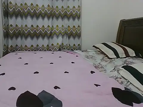 sexy__candyy Adlı Modelin Canlı XXX Sohbeti