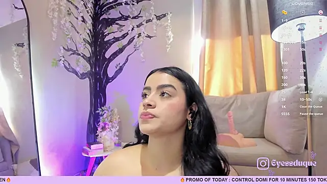 Chatroom XXX en direct de Eyes_Duque