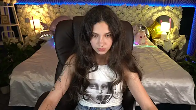 BabyFlowerr Chat XXX in diretta