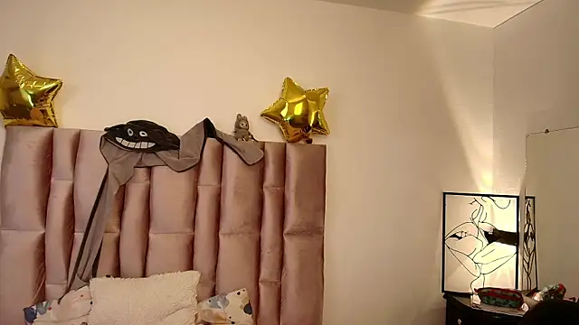 XXX chat uživo modela NikyBrookss