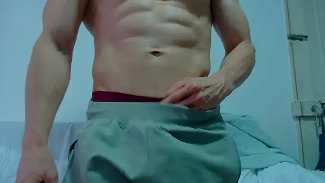 XXX chat uživo modela Rocky_Muscle