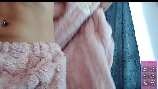 Niky_777 Adlı Modelin Canlı XXX Sohbeti