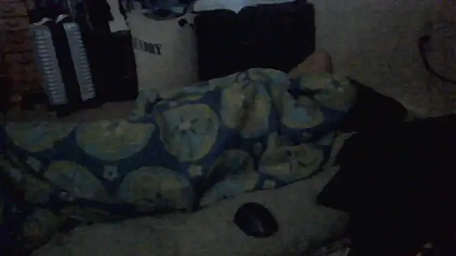 Živý XXX chat TWiSTYTheTwizted