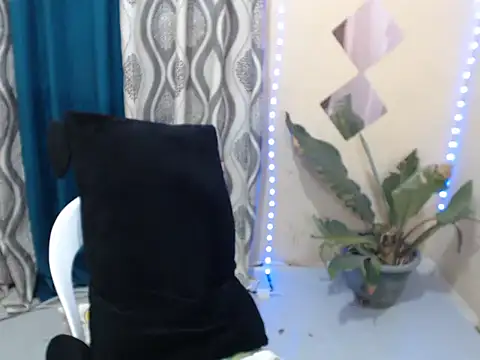 Chat +18 de urasiankevs ao vivo