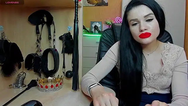 KristiTopxx: онлайн-секс-чат
