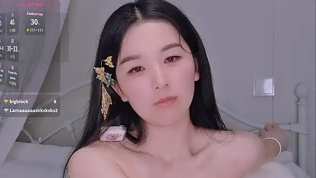 BingLin-'s Live XXX Chat