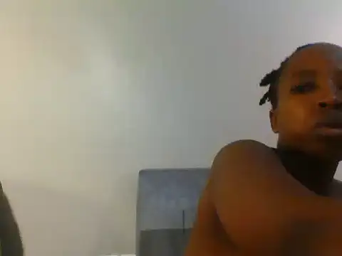 Chat +18 de SassyCandie ao vivo