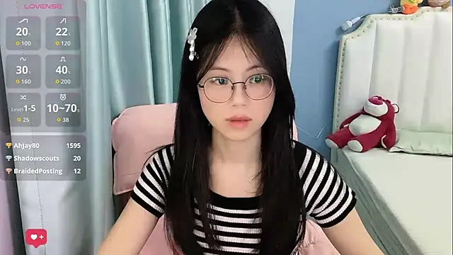 Luna-666 Chat XXX live