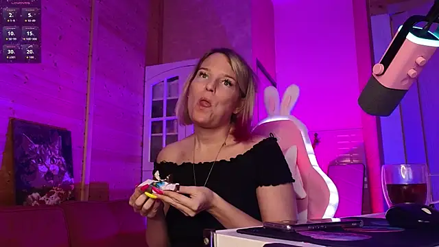 Chat +18 de Lady_Shine ao vivo