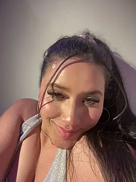 Veronica_Wins_ 라이브 XXX 채팅